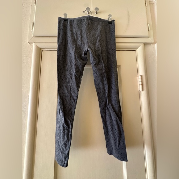 Uniqlo Gray Polka Dot Leggings, Size L - Picture 2 of 3